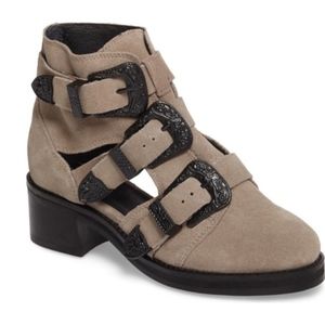 NWT Topshop Marco Cutout Bootie